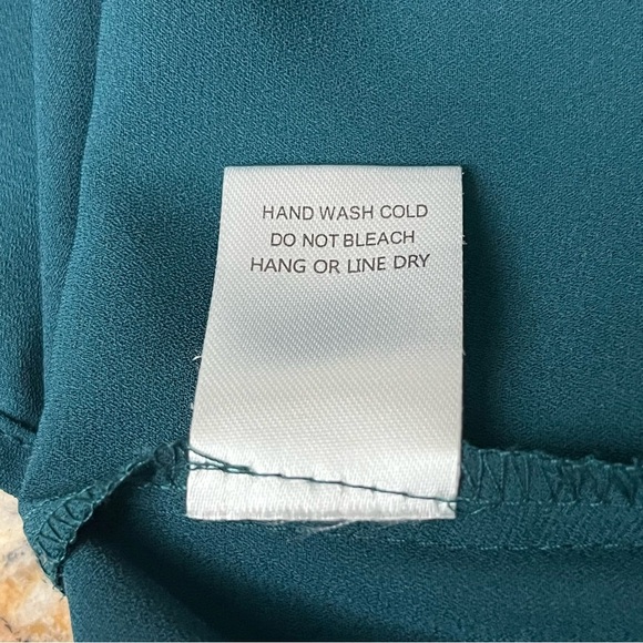 Violet + Claire Green Beaded Neckline Crepe Blouse Womens Career Modest Mature S - Picture 6 of 10